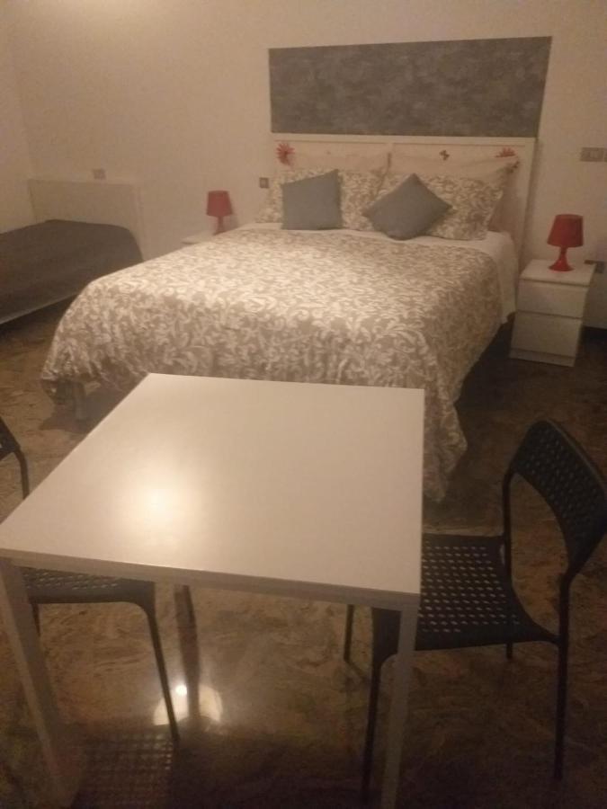 Executive Center Rooms Бари Екстериор снимка